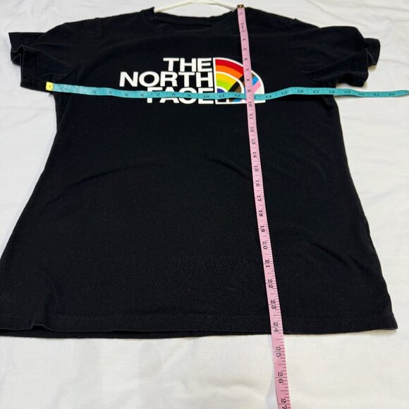 The North Face Rainbow Logo T-Shirt Womens Medium Black Graphic EUC - Picture 6 of 8